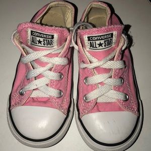 Converse little girl shoes